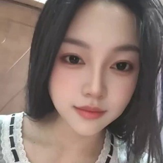 莉莉